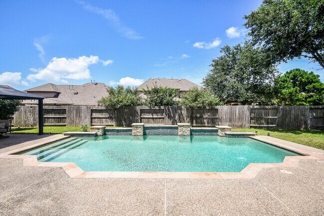 Building Photo - 28426 Rolling Ridge Dr