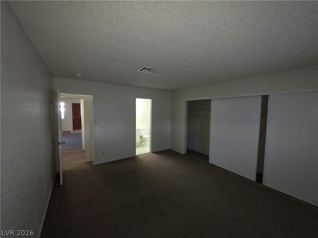 Building Photo - 2724 Otter Creek Ct