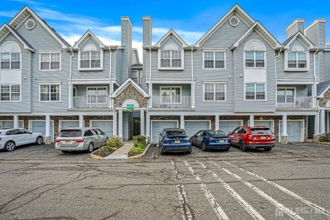 Primary Photo - 199 Prestwick Way