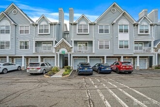 Building Photo - 199 Prestwick Way