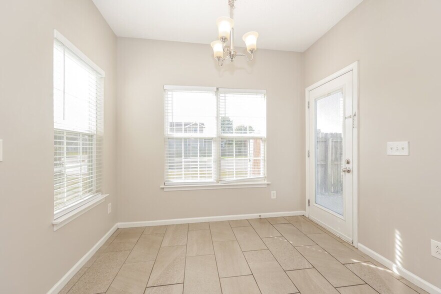 Building Photo - 2716 Sewanee Pl