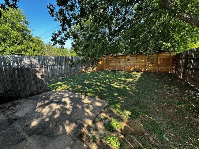 Building Photo - 523 Cutty Trail