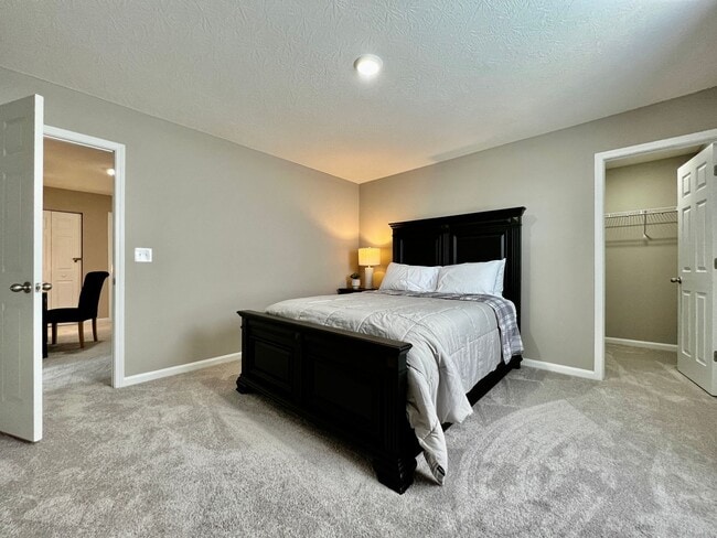 Building Photo - Brand new Executive home in Liberty Twp, Ohio