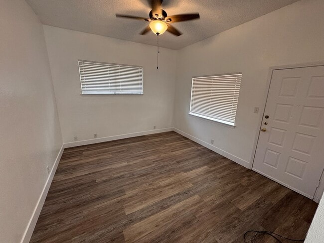Building Photo - 109 Misty Ct