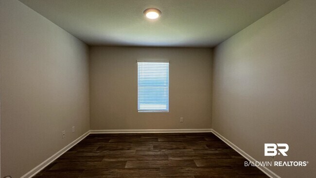 Building Photo - 11207 Elemis Dr