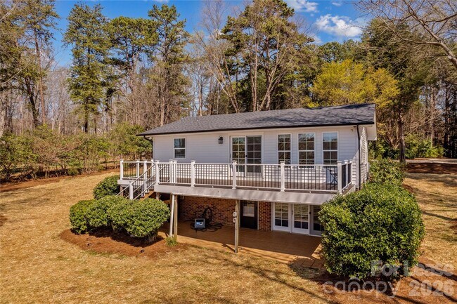 Building Photo - 118 Revere Dr