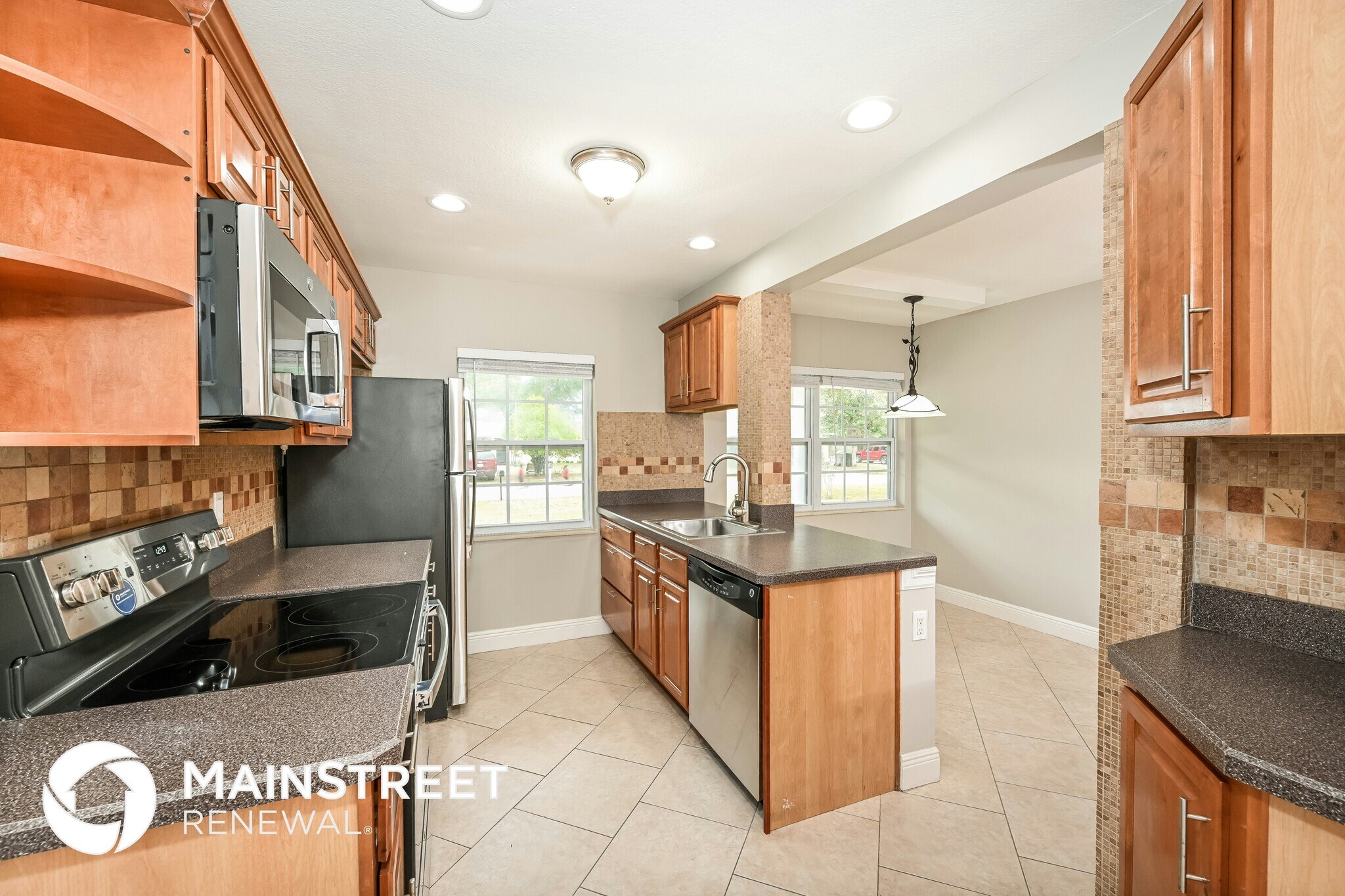 Building Photo - 632 Ryan Ave