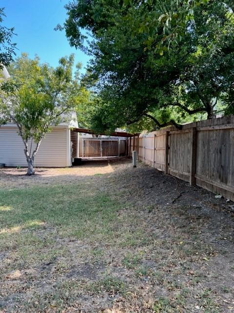 Building Photo - 1403 Gracy Dr