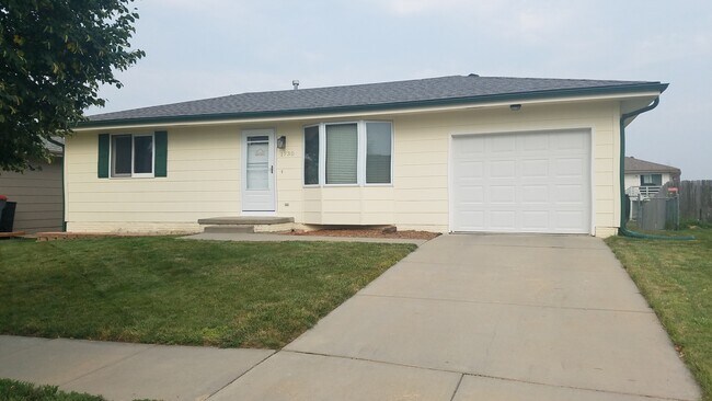 Primary Photo - 1730 SW 32nd St