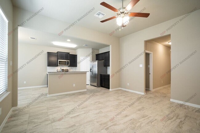 Building Photo - 7717 Hickman St