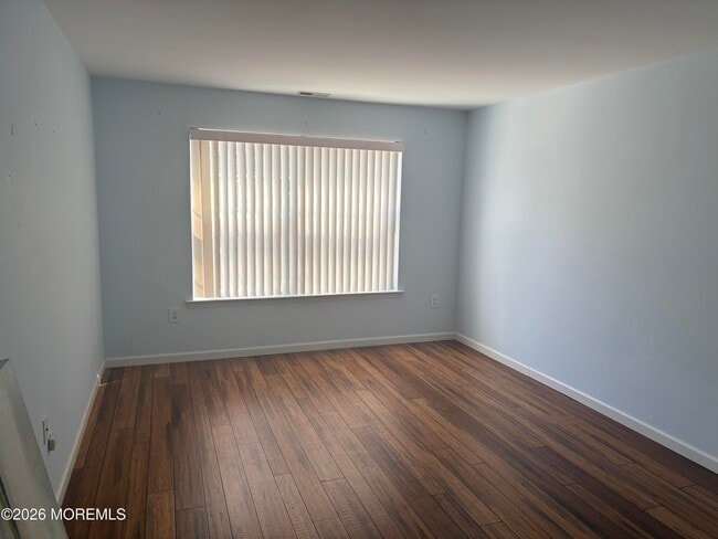 Building Photo - 103 Racquet Rd