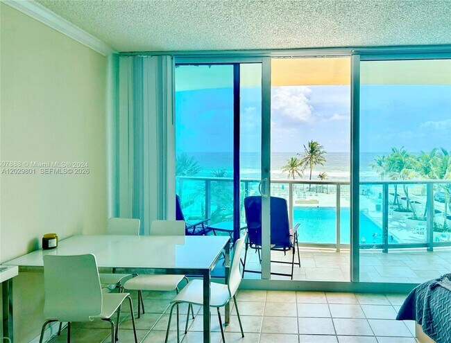 Building Photo - 2501 S Ocean Dr