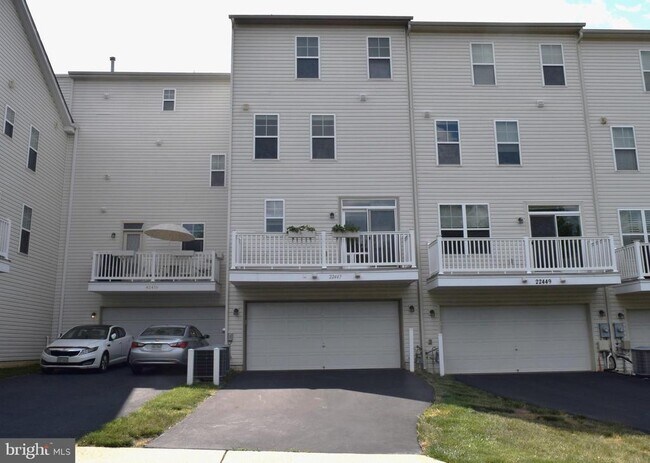 Building Photo - 22447 Verde Gate Terrace