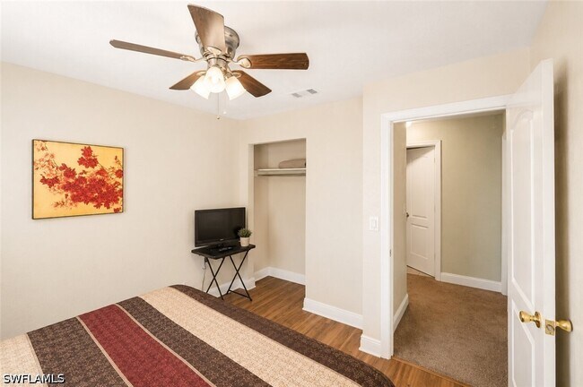 Building Photo - 655 Pointview Rd