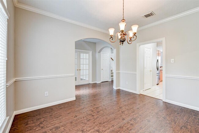 Building Photo - 15006 Cabin Run Ln