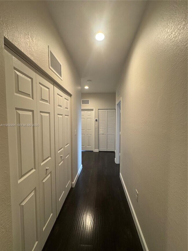 Building Photo - 17145 SW 92nd St