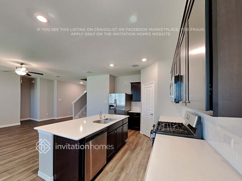 Building Photo - 14832 Grey Feather Trail