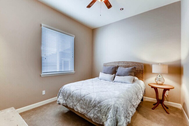 Building Photo - 14110 Sierra Ridge Dr
