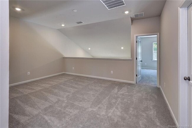 Building Photo - 4090 Isaac Cir