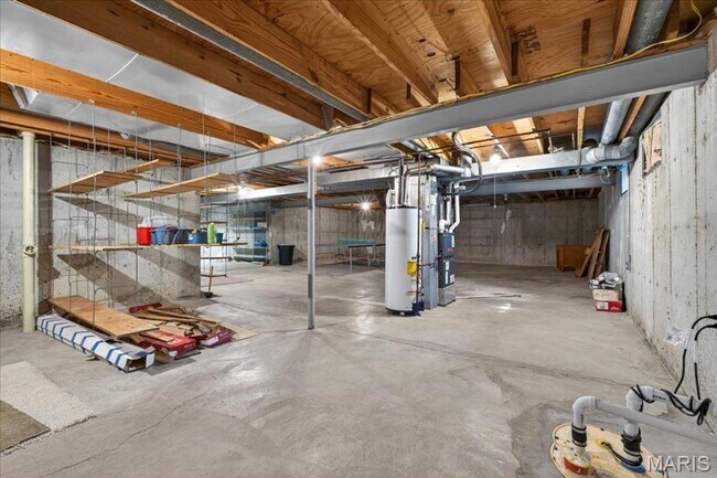 Building Photo - Welcome home to comfort and convenience in St. Peters!