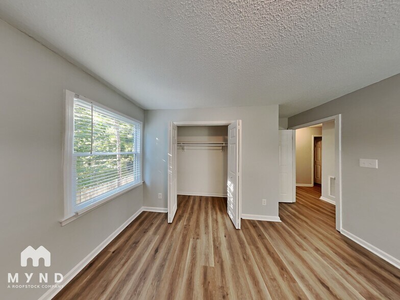 Building Photo - 2716 Goshawk Ln