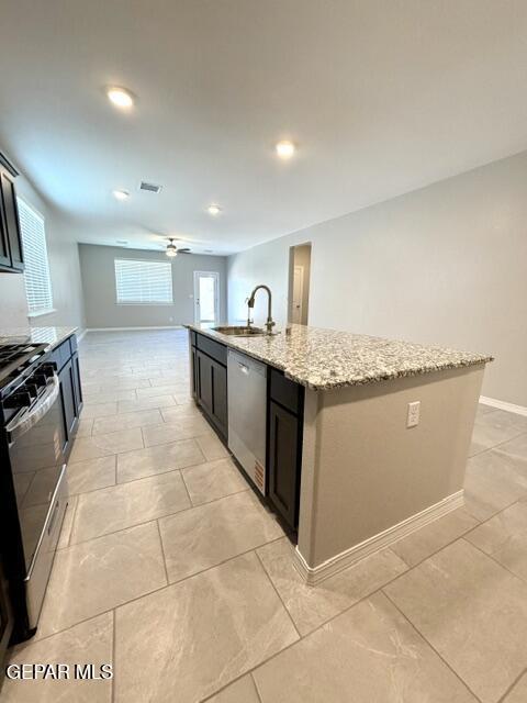 Building Photo - 12836 Carefree Ave