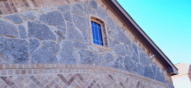 Building Photo - 11263 White Rock Rd
