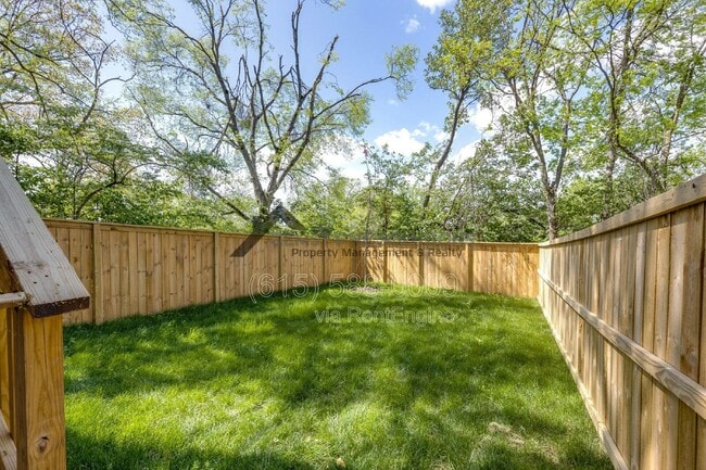 Building Photo - 669 Westboro Dr