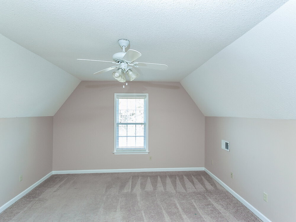 Building Photo - 8693 Bell Ridge Dr