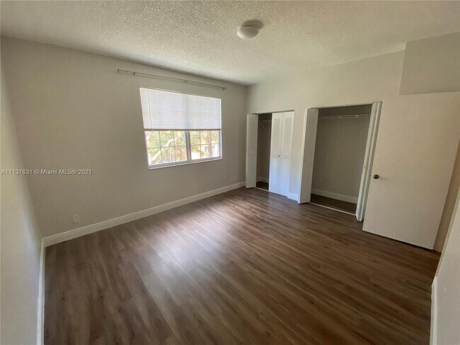 Building Photo - 1575 Veracruz Ln