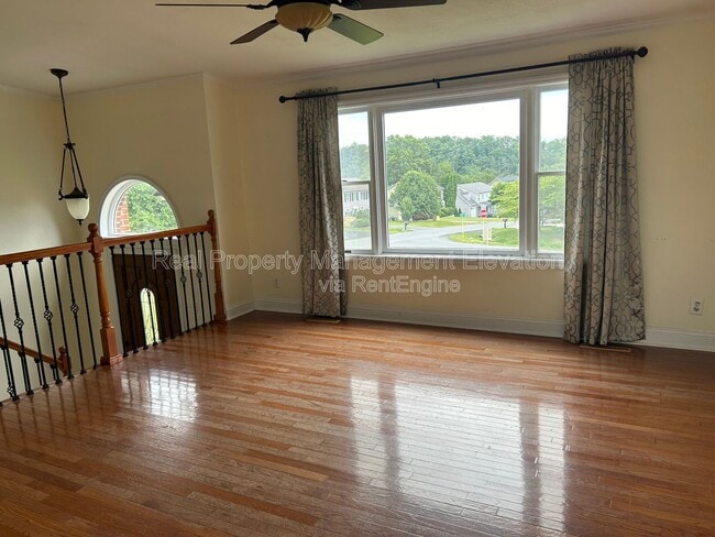 Building Photo - 123 Mill Race Dr