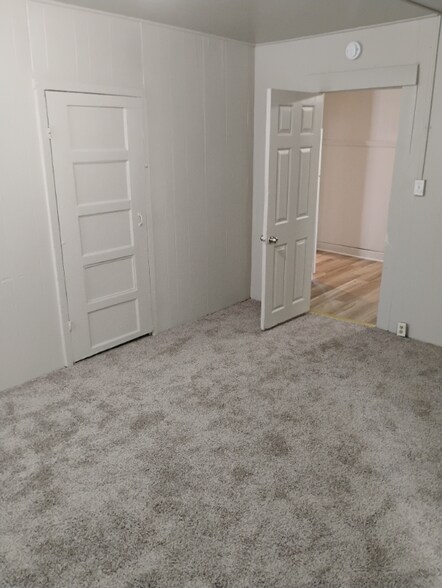 Building Photo - 2615 Greenwood Ave