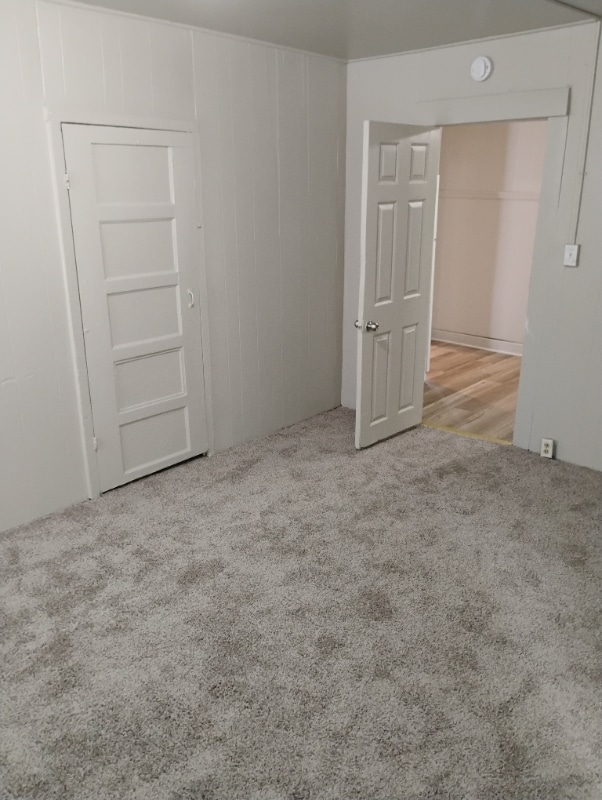 Building Photo - 2615 Greenwood Ave