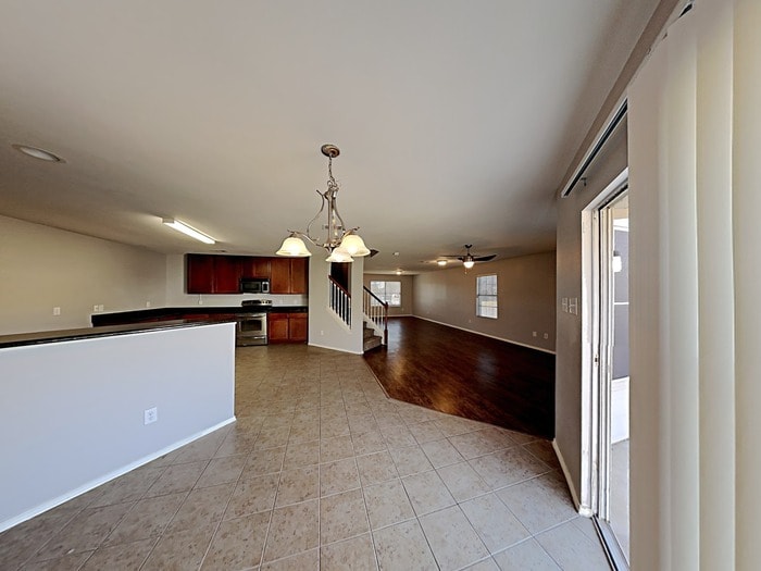 Building Photo - 2101 Franks St