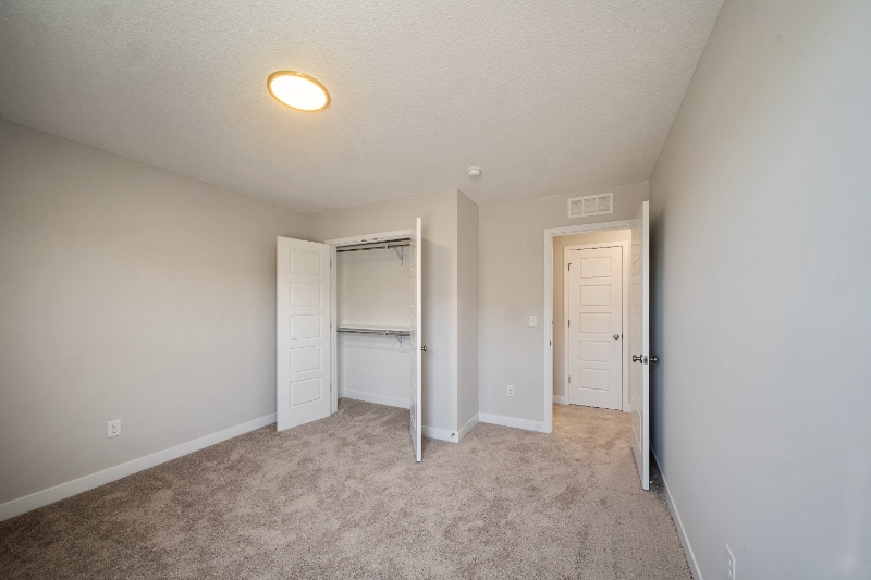 Building Photo - 3721 SW Clayton Dr