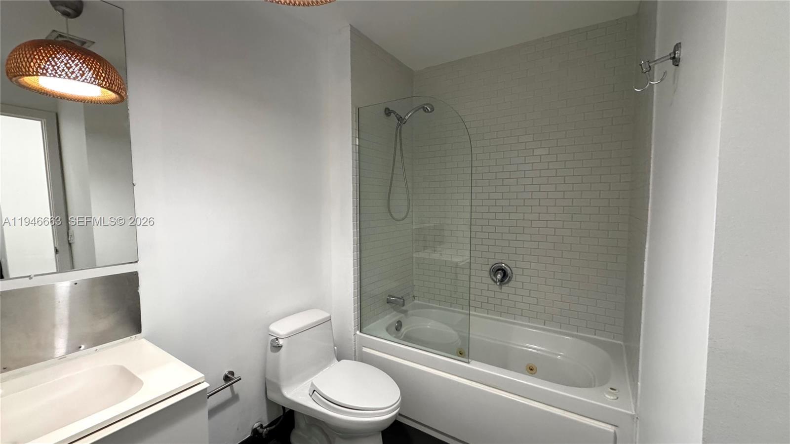 Building Photo - 1700 Meridian Ave