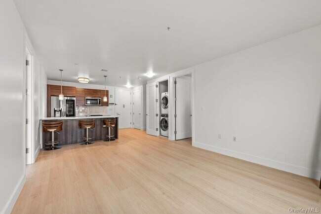 Building Photo - 701 Ridge Hill Boulevard