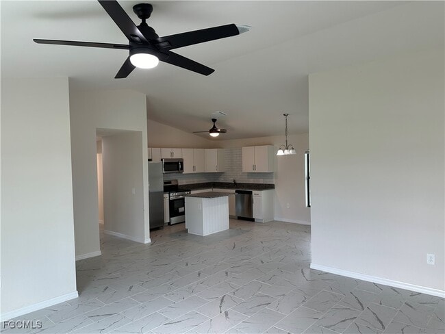 Building Photo - 1007 NW 8th Terrace