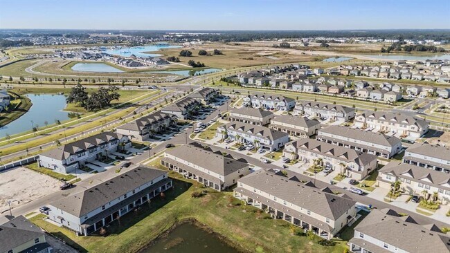 Building Photo - 32096 Pond Apple Bnd