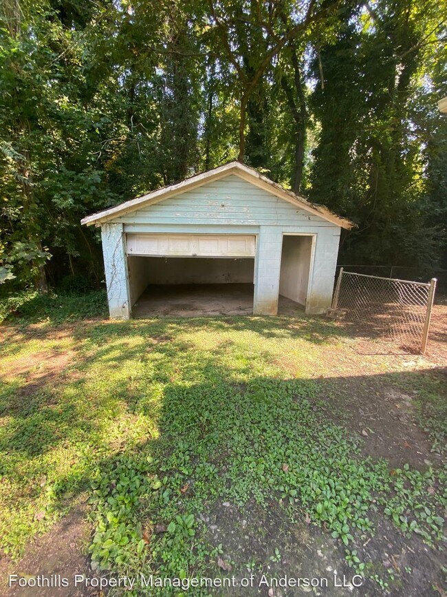 Building Photo - 3 br, 2 bath House - 1908 Northview Ave