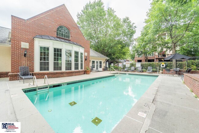 Building Photo - Gated Community In The Heart of Buckhead.