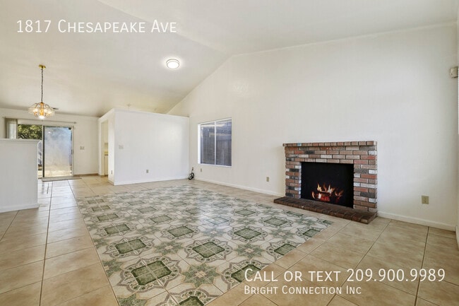 Building Photo - 1817 Chesapeake Ave