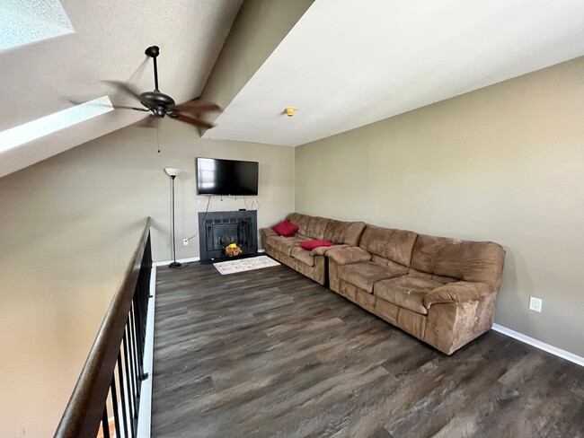 Primary Photo - 2 bedroom condo in Newtown Grant