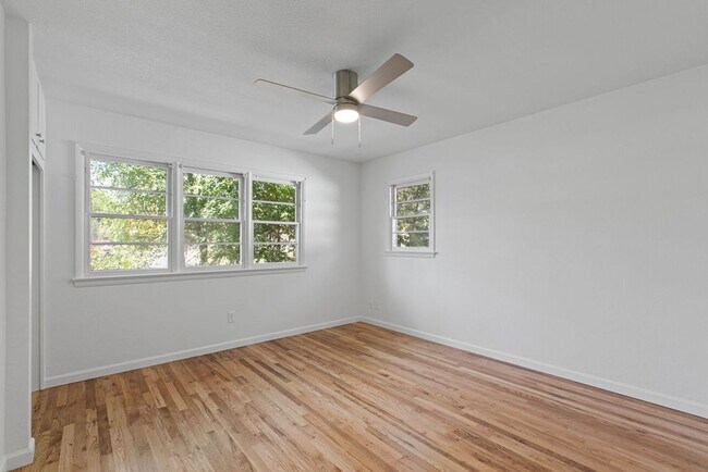 Building Photo - 1730 Whedbee St
