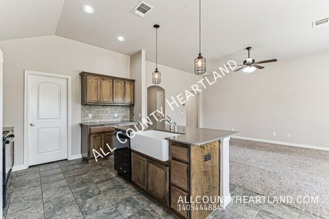 Building Photo - 9452 SW 29th Terrace