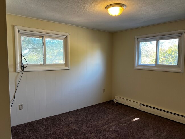 Building Photo - 7 Beacon St