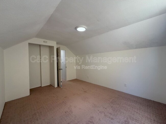 Building Photo - 1862 Hanford Dr