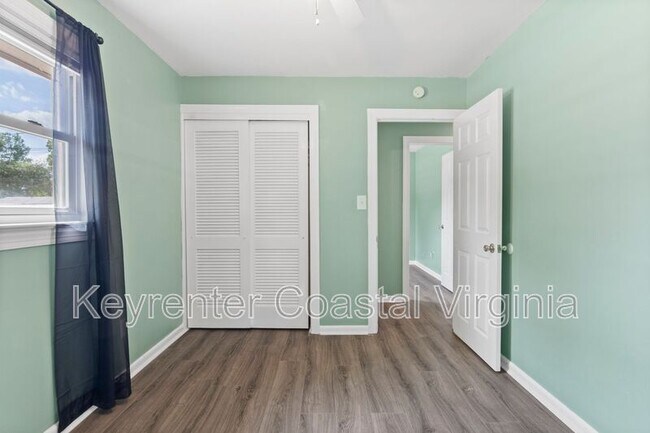 Building Photo - 604 Big Bethel Rd