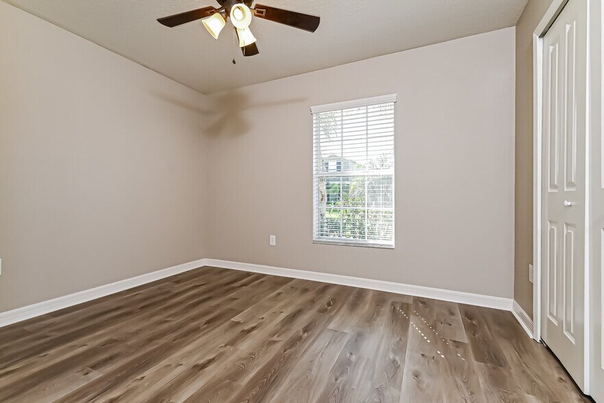 Building Photo - 1516 Climbing Dayflower Dr