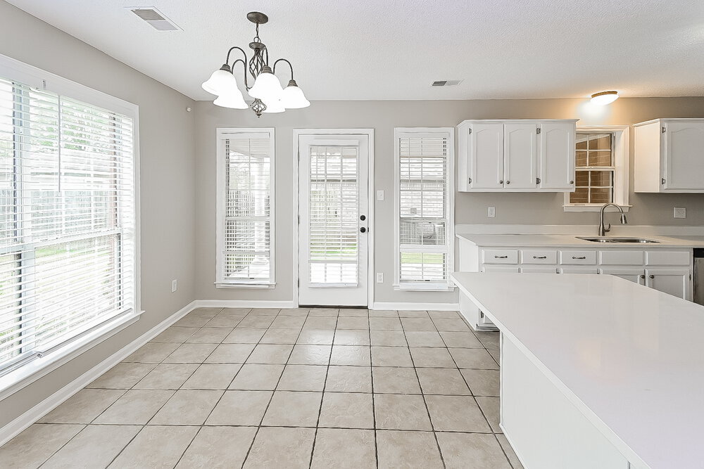 Building Photo - 1439 Clockshop Dr